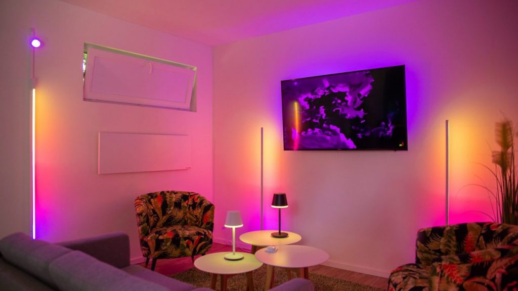 Top 5 hãng thiết bị nhà thông minh tương thích tốt với Apple HomeKit 2 top 5 hang thiet bi thong minh 1