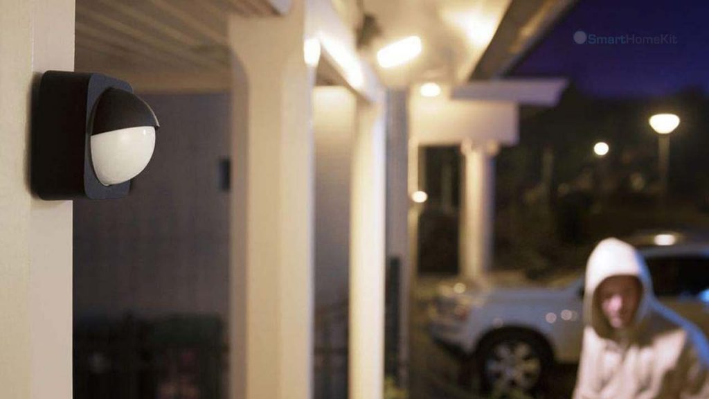 ly-do-Philips-Hue-Outdoor-Sensor-khong-tuong-thich-Hue-Secure-1