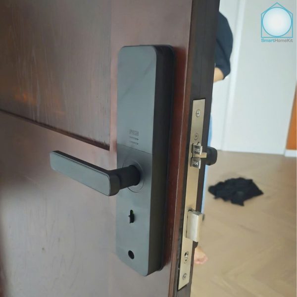 Khóa cửa gỗ mặt kính TTLock TG72 Smart Lock 32 TLG72 Den 3