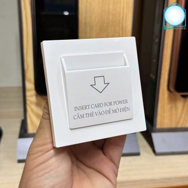 Công tắc tiết kiệm điện 13.56 MHz hình vuông TTLock Hotel 4 Vuong 2